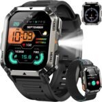 IOWODO Smartwatch Uomo Militare 2.01″ con Chiamate Bluetooth, Batteria 900mAh, Torcia LED, Bussola, IP68 Impermeabile, Monitoraggio Cuore/Ossigeno nel Sangue/Sonno, 123 Modalità Sportive, 2 Cinturini