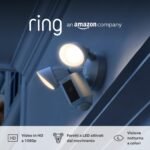 Ring videocamera Plus con proiettori cablata (Floodlight Cam Wired Plus) | Telecamera di sorveglianza wifi per esterno con HD video, audio bidirezionale e sirena | Ring Home: 30 gg. prova gratuita
