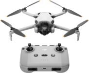 DJI Mini 4 Pro (con DJI RC-N2), mini drone pieghevole per adulti con fotocamera HDR in 4K, meno di 249 g, autonomia di volo di 34 min., distanza di trasmissione video max. di 20 km, C0