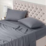 Utopia Bedding – Set Lenzuola Letto Una Piazza e Mezza 4 Pezzi 135×190 cm – Spazzolata Poliestre di Microfibra – Oeko-Tex Certificato – Lenzuolo con Angoli, Lenzuolo Piatto e 2 Federe 50×75, Grigio