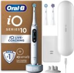 Oral-B Spazzolino Elettrico Ricaricabile iO 10 Bianco, 3 Testine, 1 Custodia Da Viaggio Ricaricabile, 1 Spazzolino