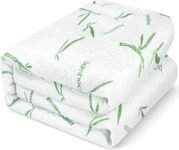 Utopia Bedding Coprimaterasso Matrimoniale Impermeabile 135 x 200 x 30 cm, Certificato OEKO-TEX, Proteggi Materasso, Traspirante, Lavabile, Stile Montato Tutto Intorno Elastico